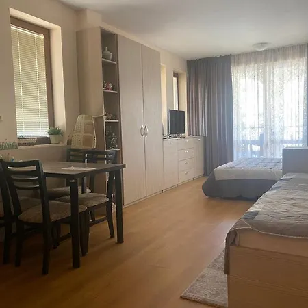 Chateau Del Mar Lägenhet Slăntjev Brjag